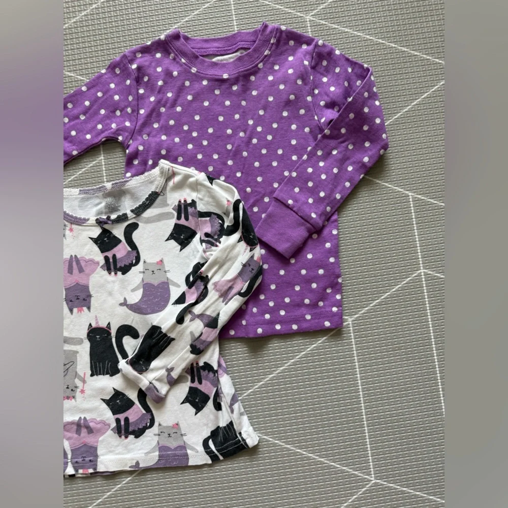 Carters|Baby girl/toddler pajamas top set in Purple polka dot & novelty cat•2T